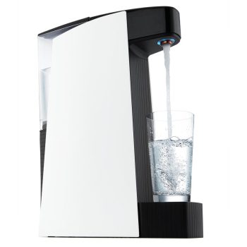 carbon8 kolsyremaskin i färgen vit